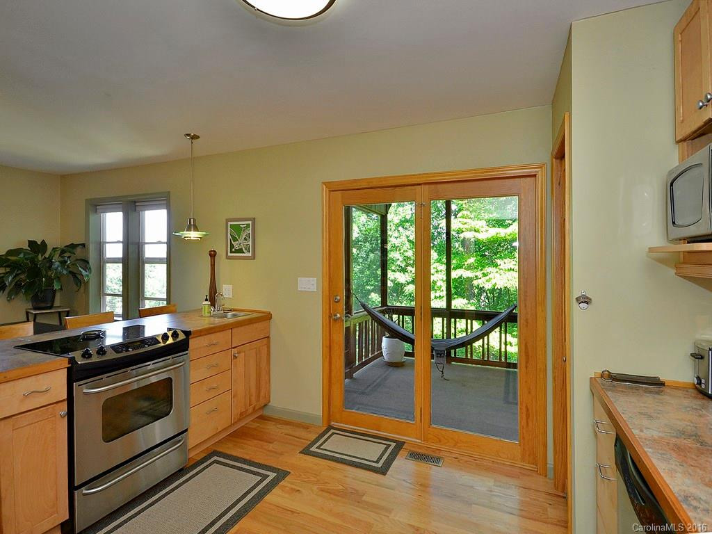439 Fawnview Lane - Photo 6