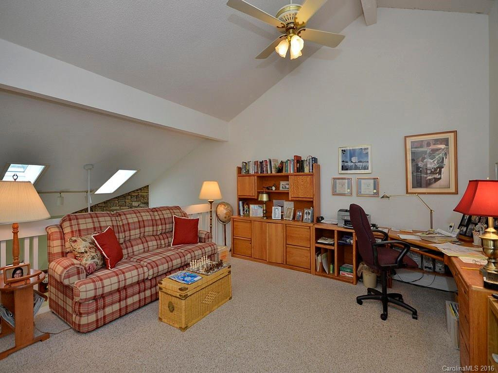 405 White Oak Drive #405 - Photo 16