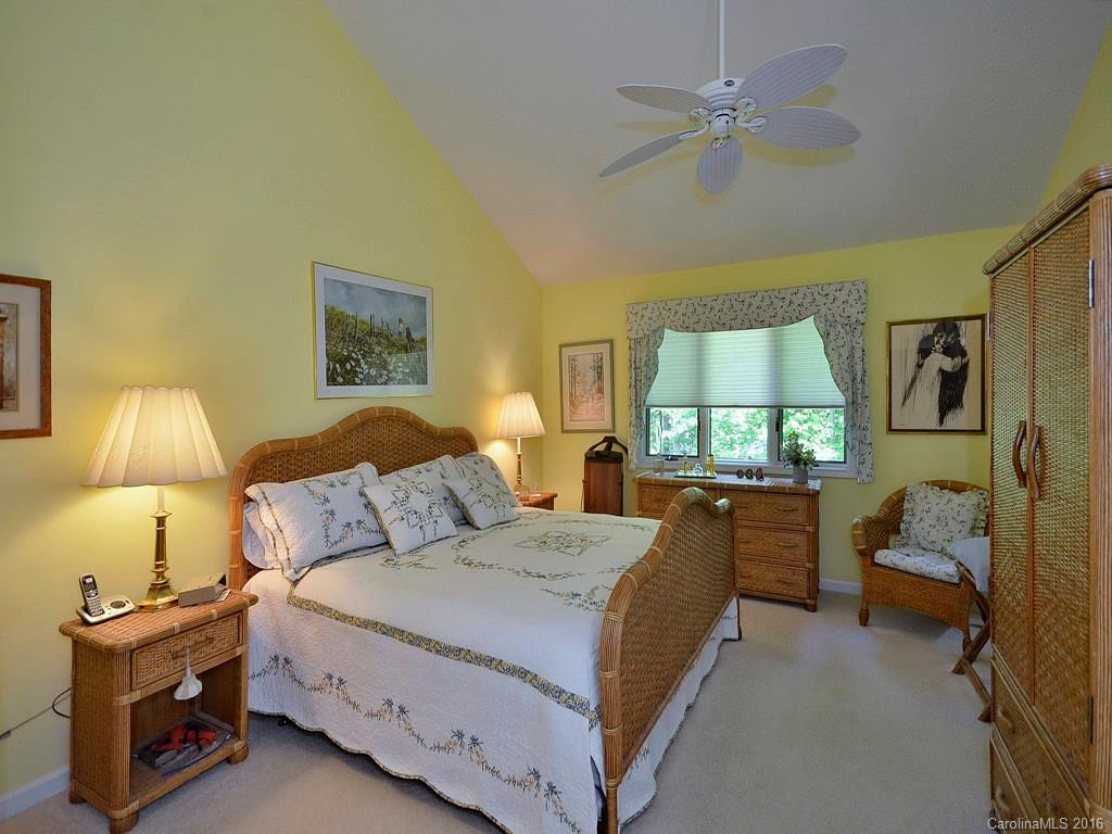 405 White Oak Drive #405 - Photo 8