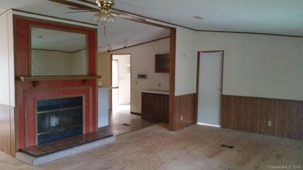 25 Lake Eden Circle - Photo 2