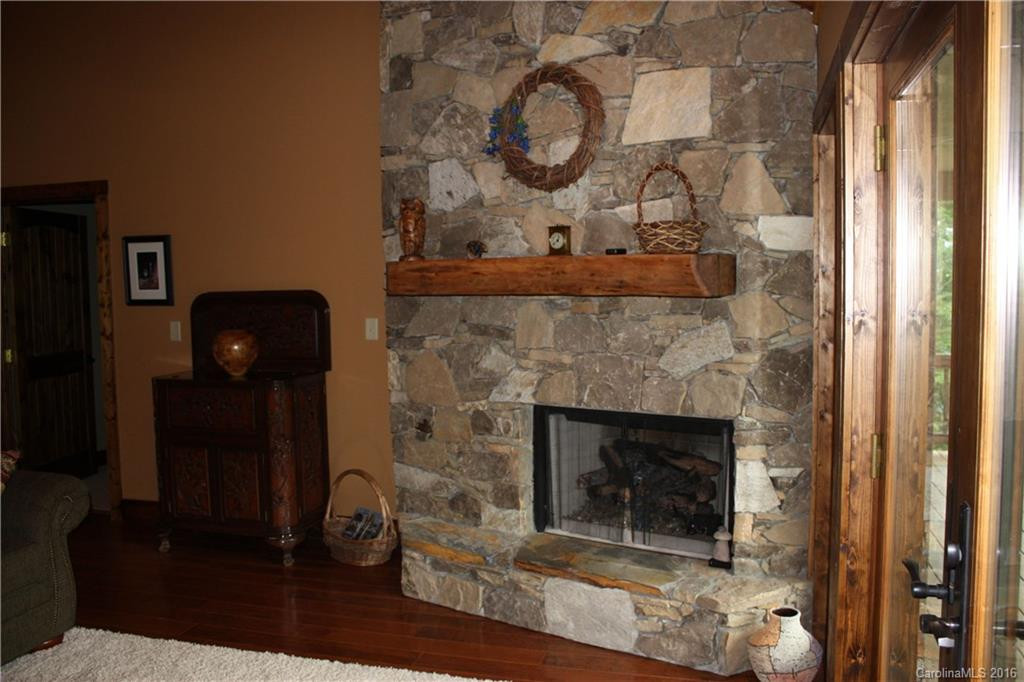 747 Ben Clark Road - Photo 5