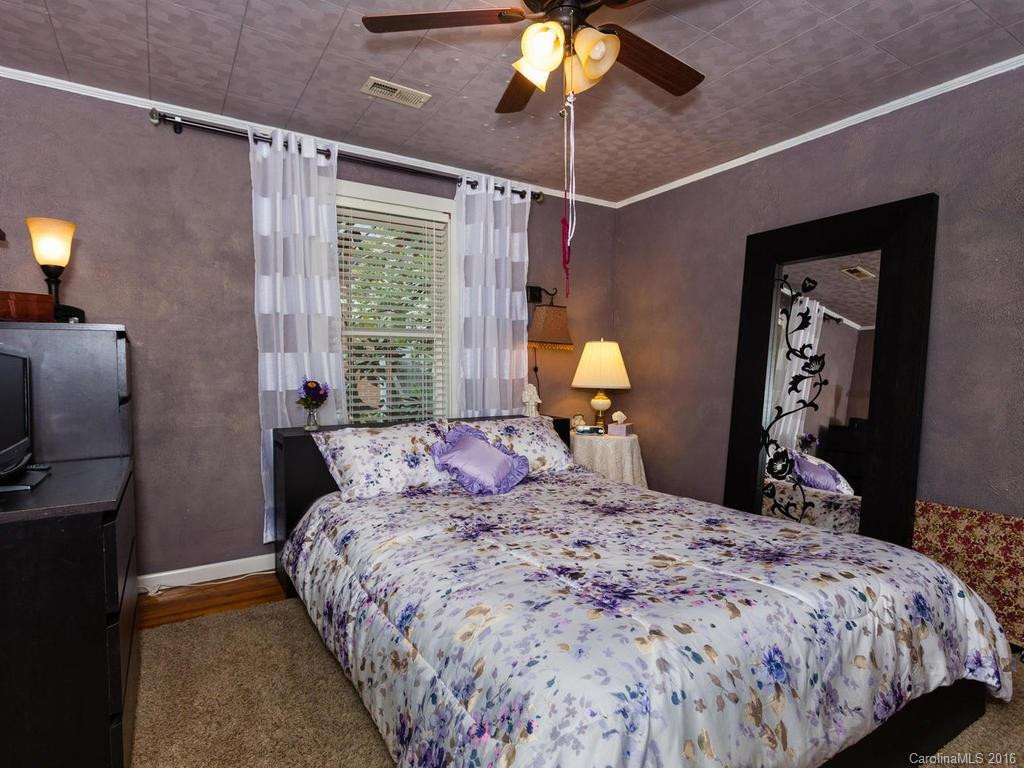 534 Broadway Street - Photo 16