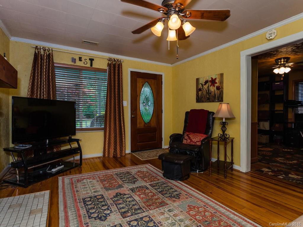 534 Broadway Street - Photo 8