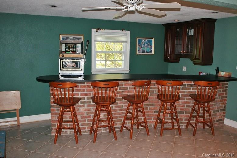 218 Ellington Street - Photo 17