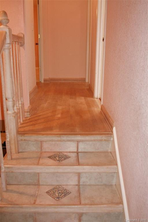 218 Ellington Street - Photo 9
