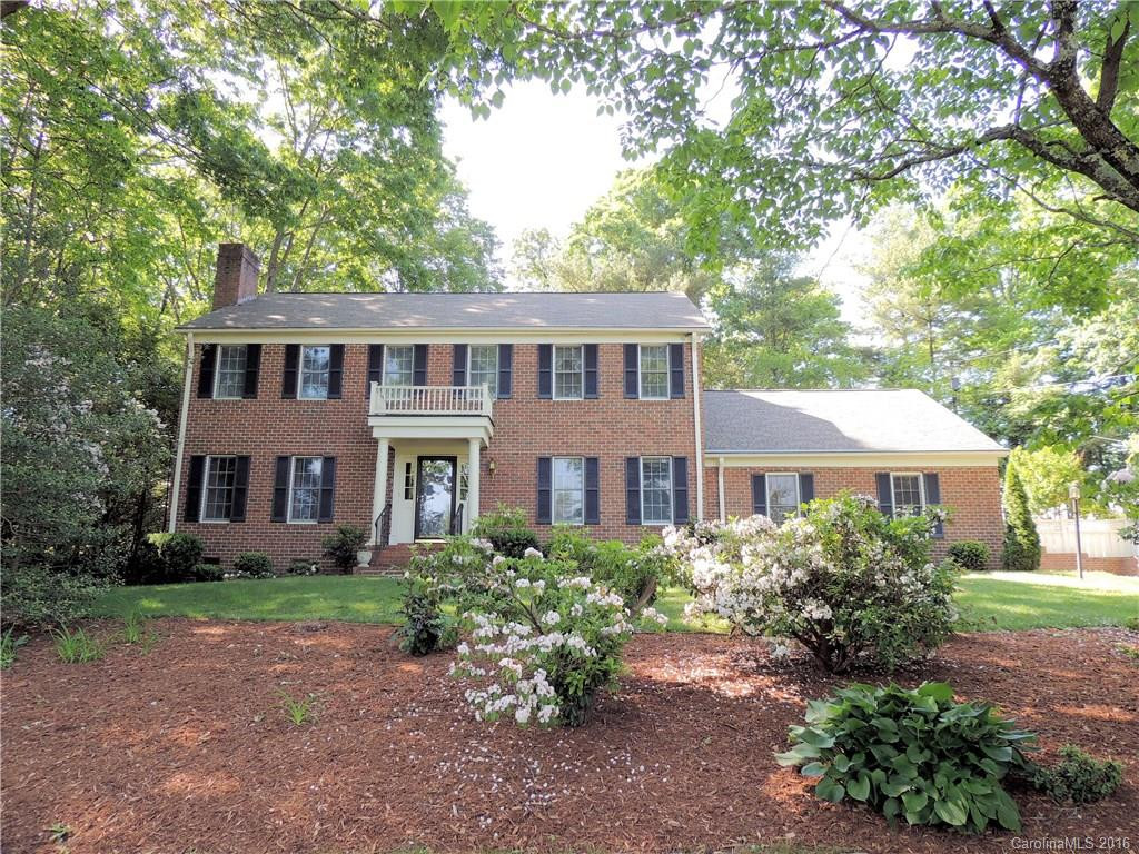 1218 Everette Place #8