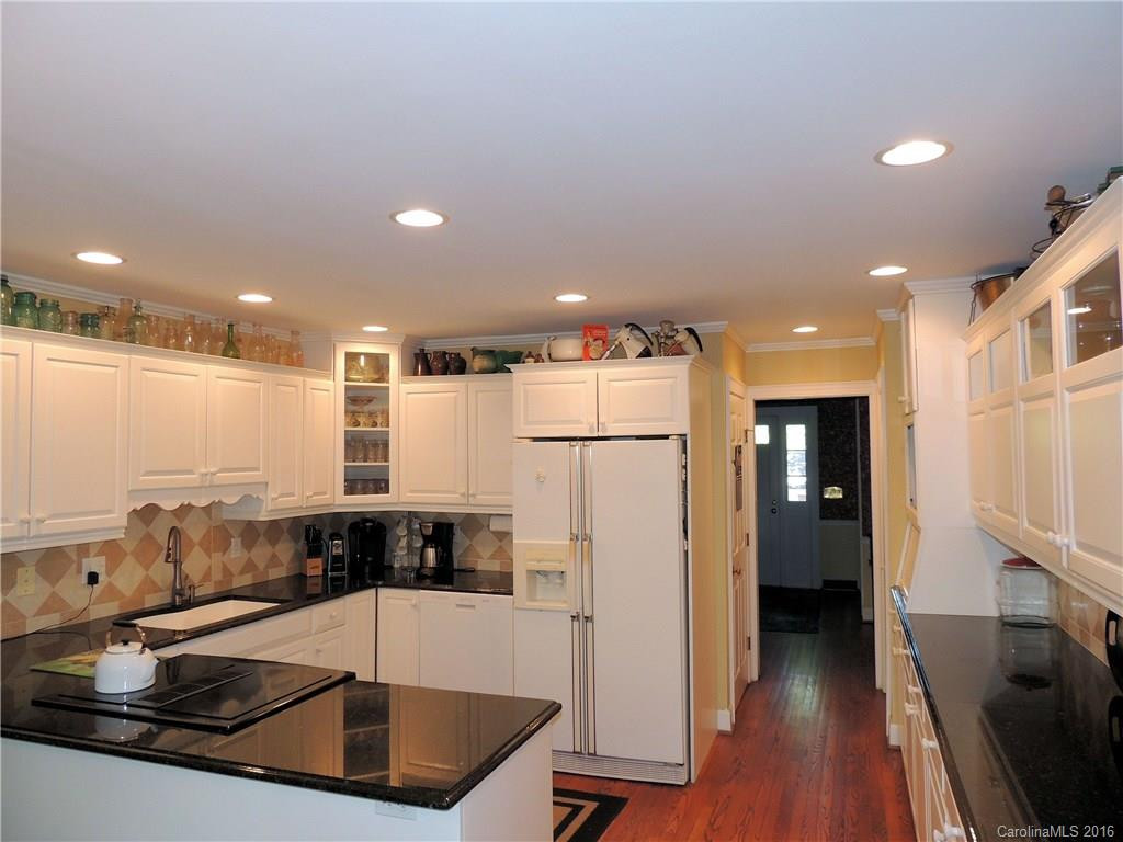 1218 Everette Place #8 - Photo 7