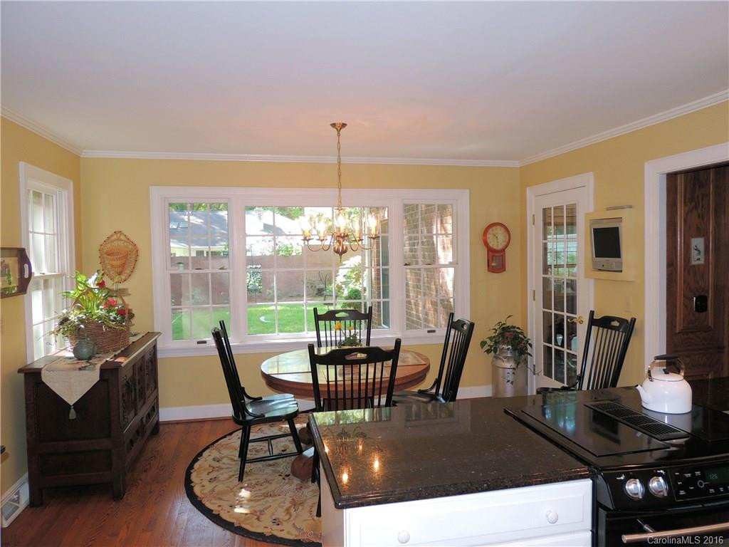 1218 Everette Place #8 - Photo 8