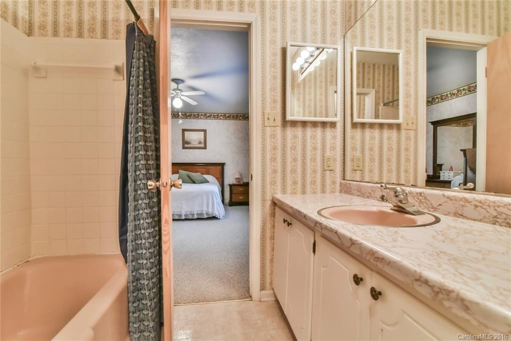 46 Ferncliff Drive - Photo 11