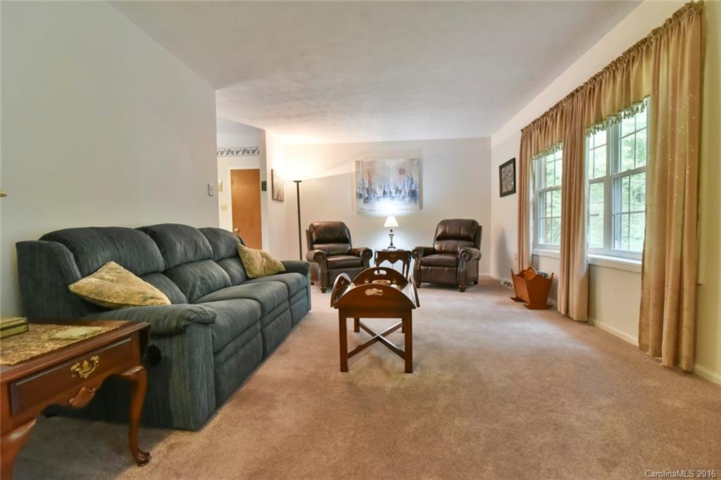 46 Ferncliff Drive - Photo 5