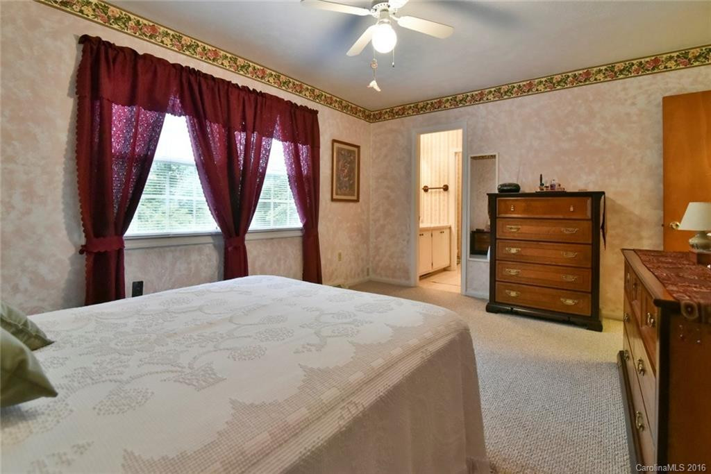 46 Ferncliff Drive - Photo 10