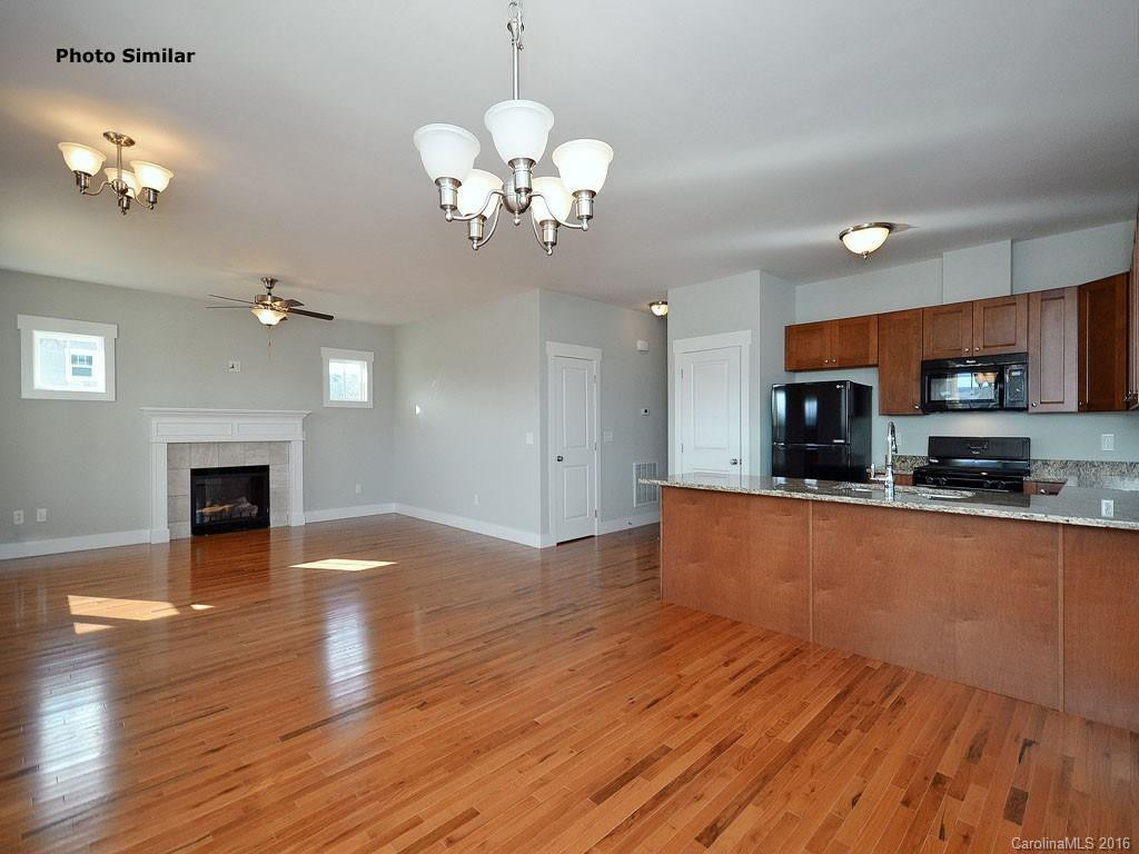 34 Hyde Park Place - Photo 4