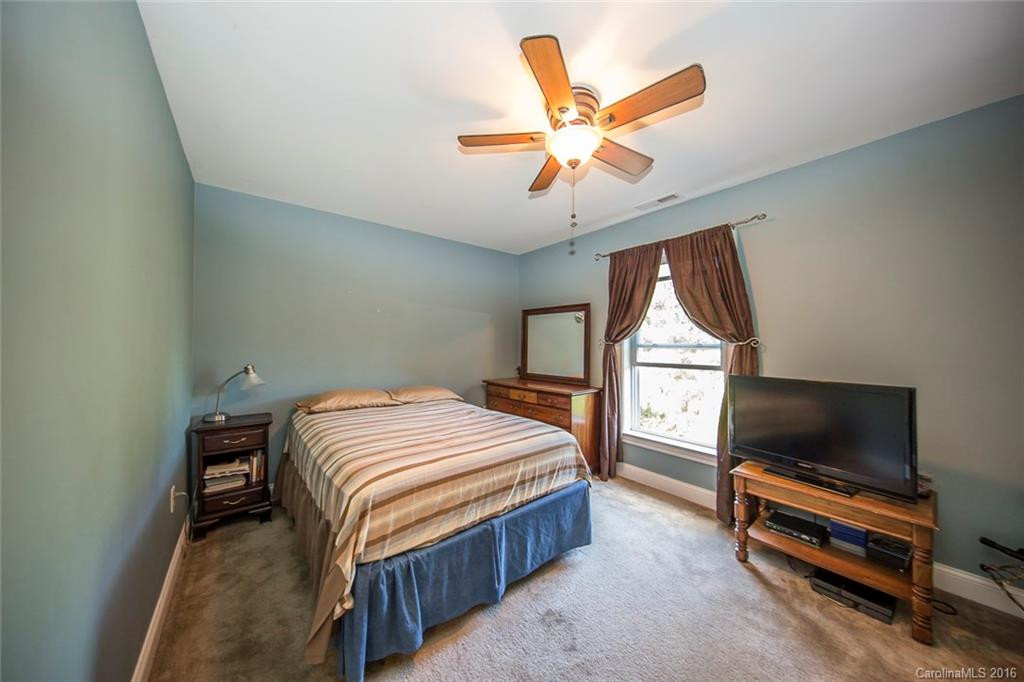 16 Dreamland Court - Photo 14