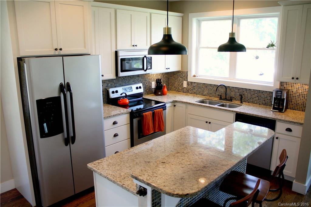 32 Burk Street #3 - Photo 3