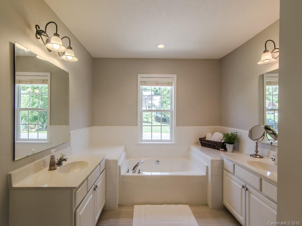 244 Riverbirch Drive - Photo 14