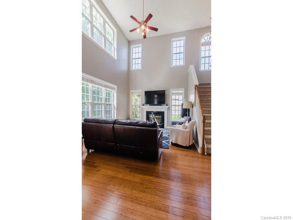 244 Riverbirch Drive - Photo 10