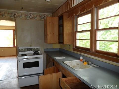 32 1/2 Locust Street - Photo 2