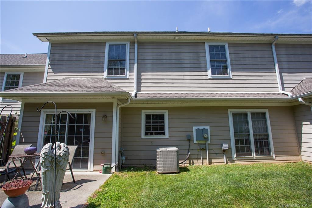 886 West Pointe Drive #18 - Photo 22