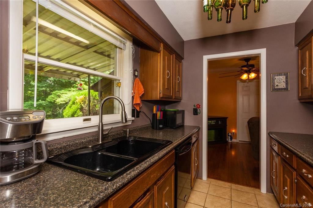 422 Comet Drive - Photo 10