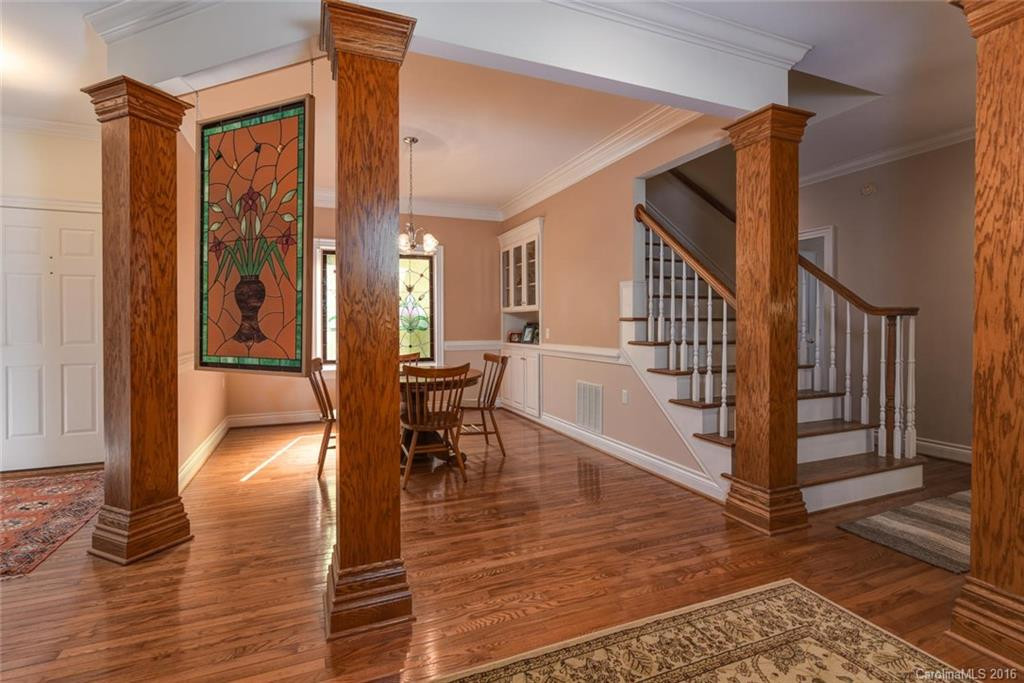 3 Tiverton Lane - Photo 3