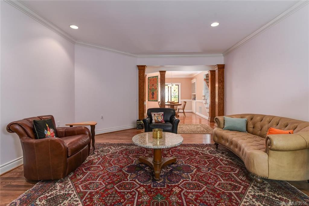 3 Tiverton Lane - Photo 5