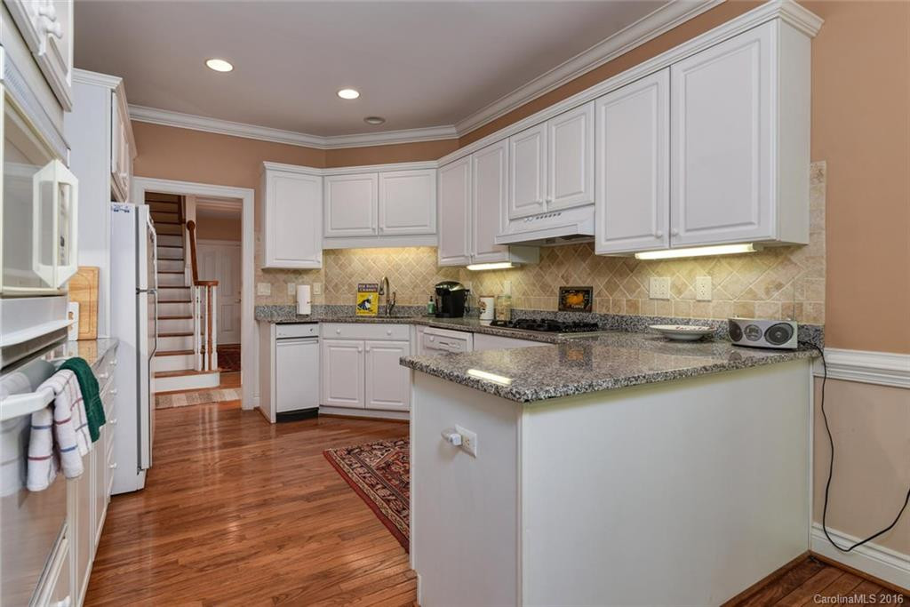 3 Tiverton Lane - Photo 6