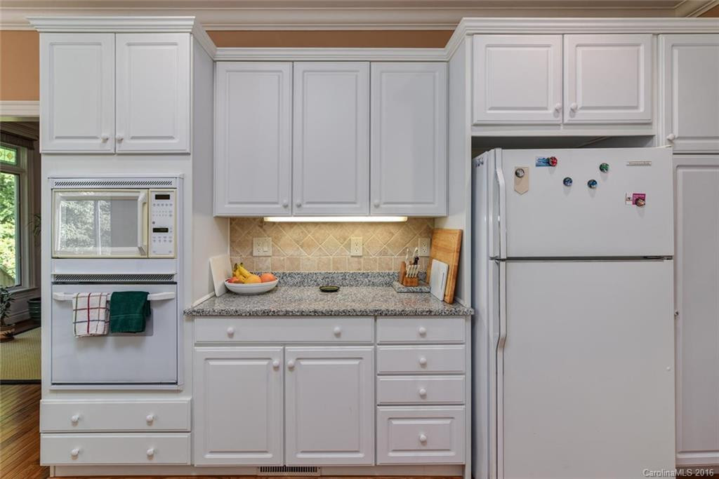 3 Tiverton Lane - Photo 8