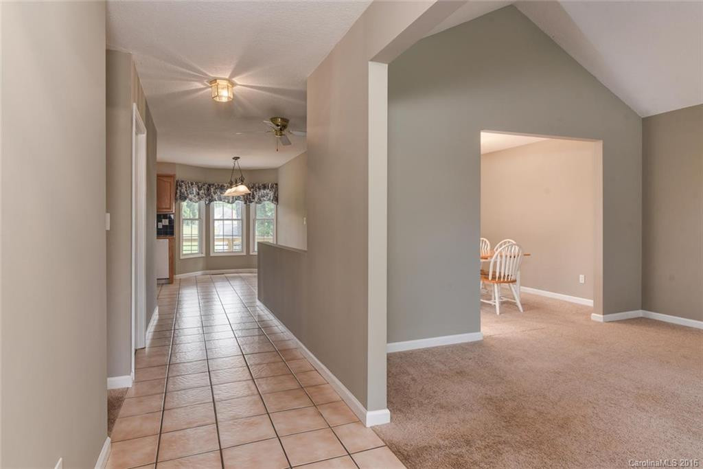 10 Diamond Lane - Photo 3