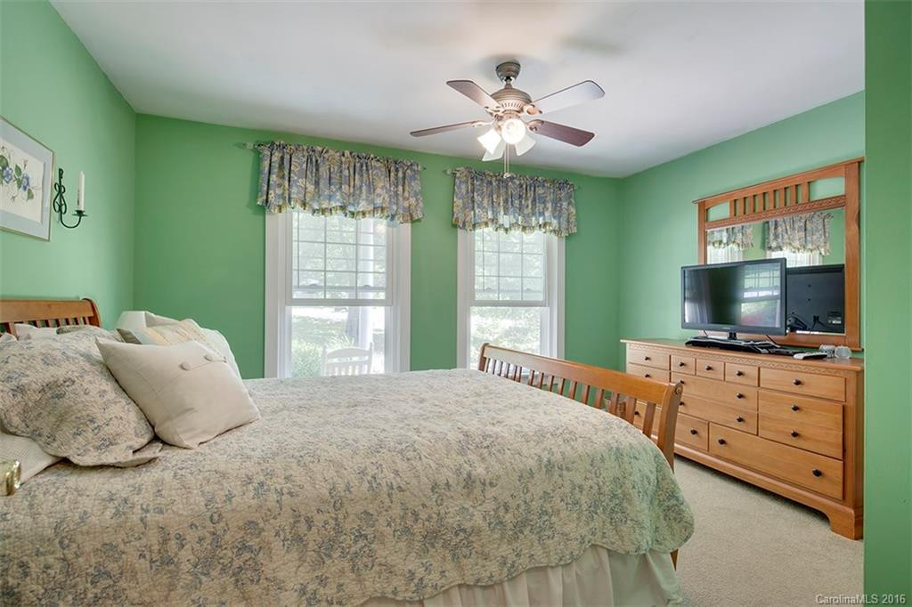 614 Country Club Road - Photo 9