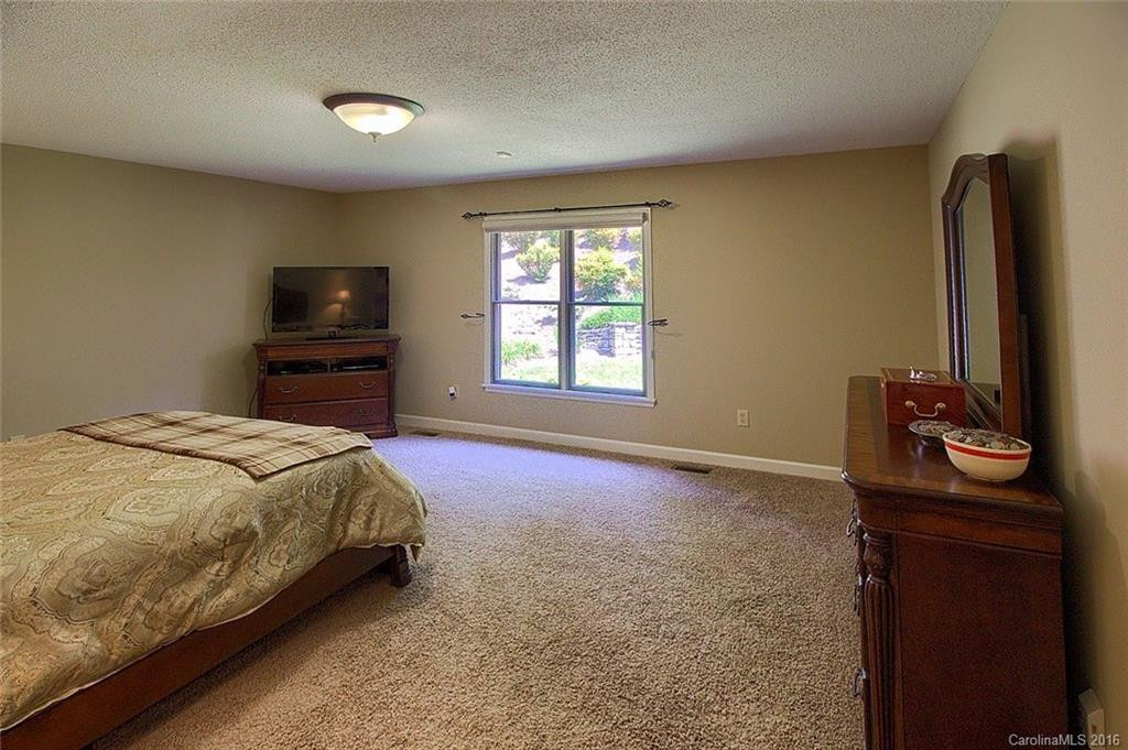 411 Rockmoor Way - Photo 17