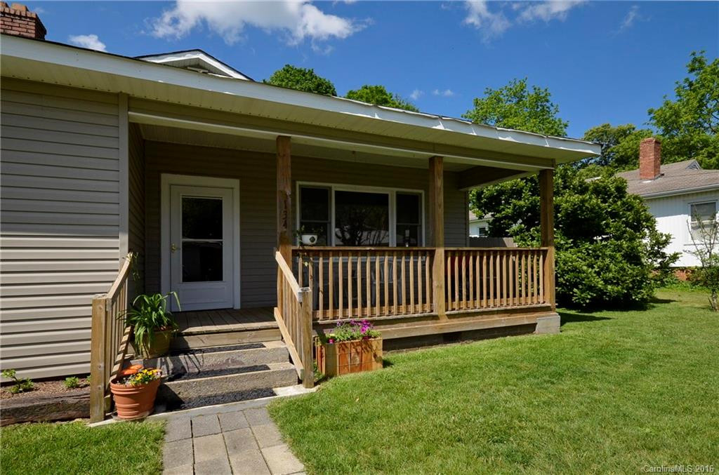 134 Edwards Avenue #31 - Photo 2
