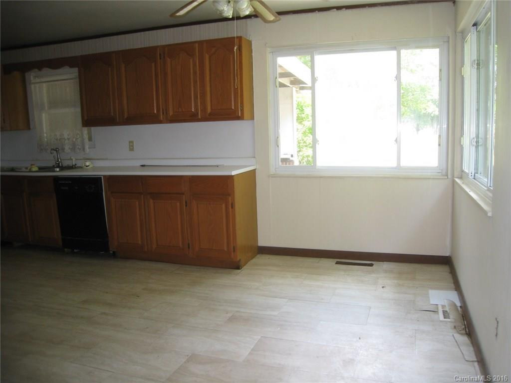 331 Etowah School Road - Photo 4