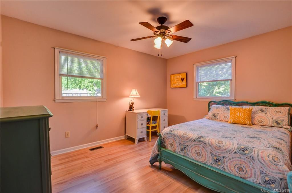7 Moss Lane - Photo 14