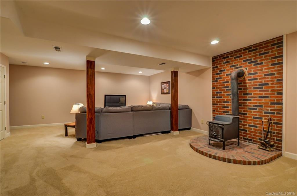 7 Moss Lane - Photo 19
