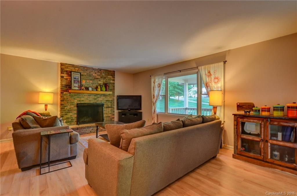 7 Moss Lane - Photo 8