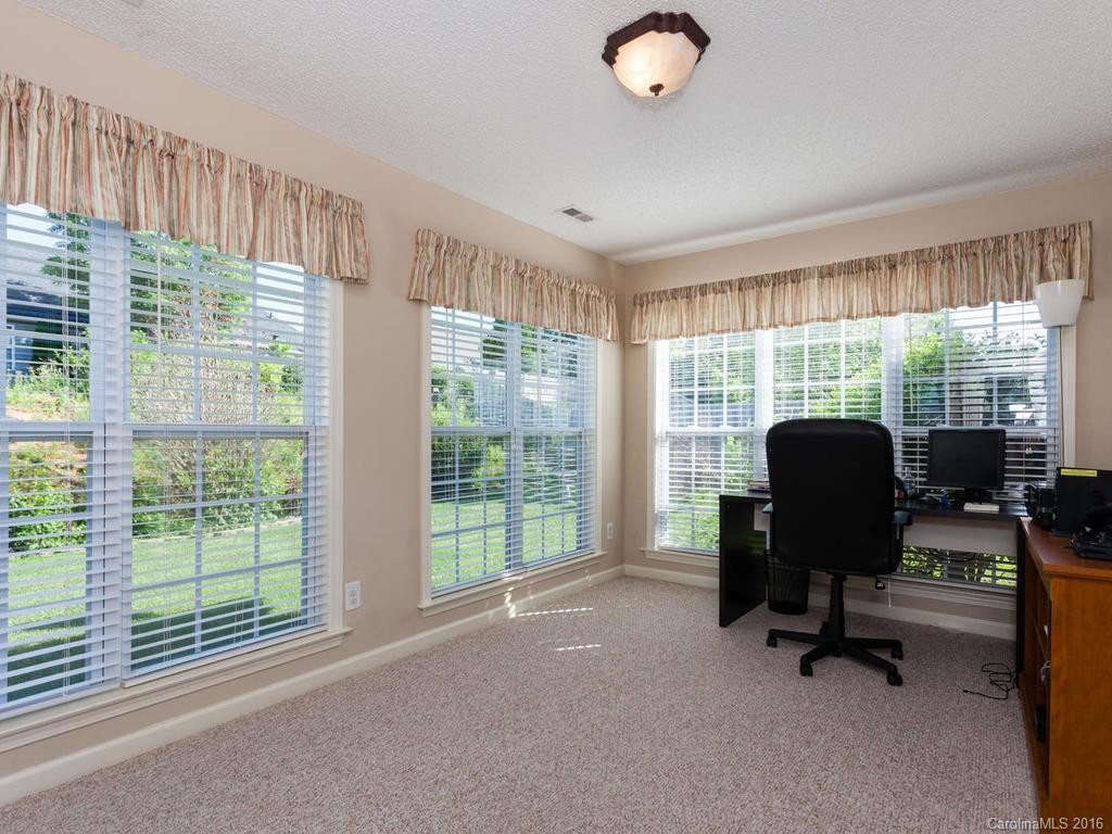 194 Farm Valley Road - Photo 5