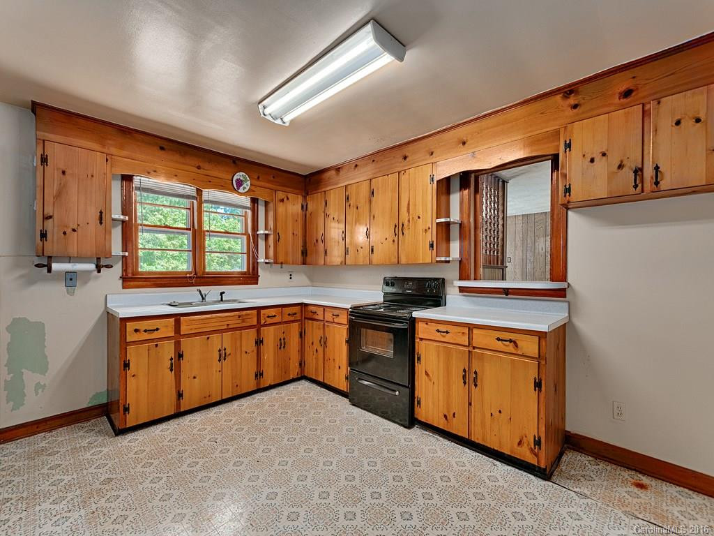 21 Deleuil Drive - Photo 4