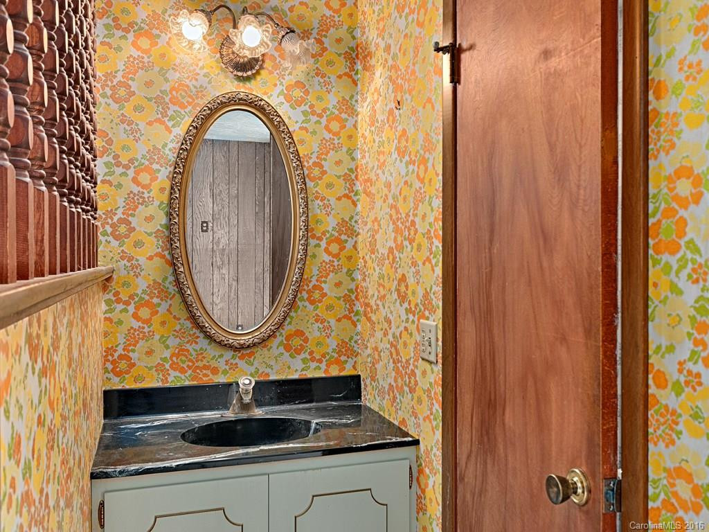 21 Deleuil Drive - Photo 10