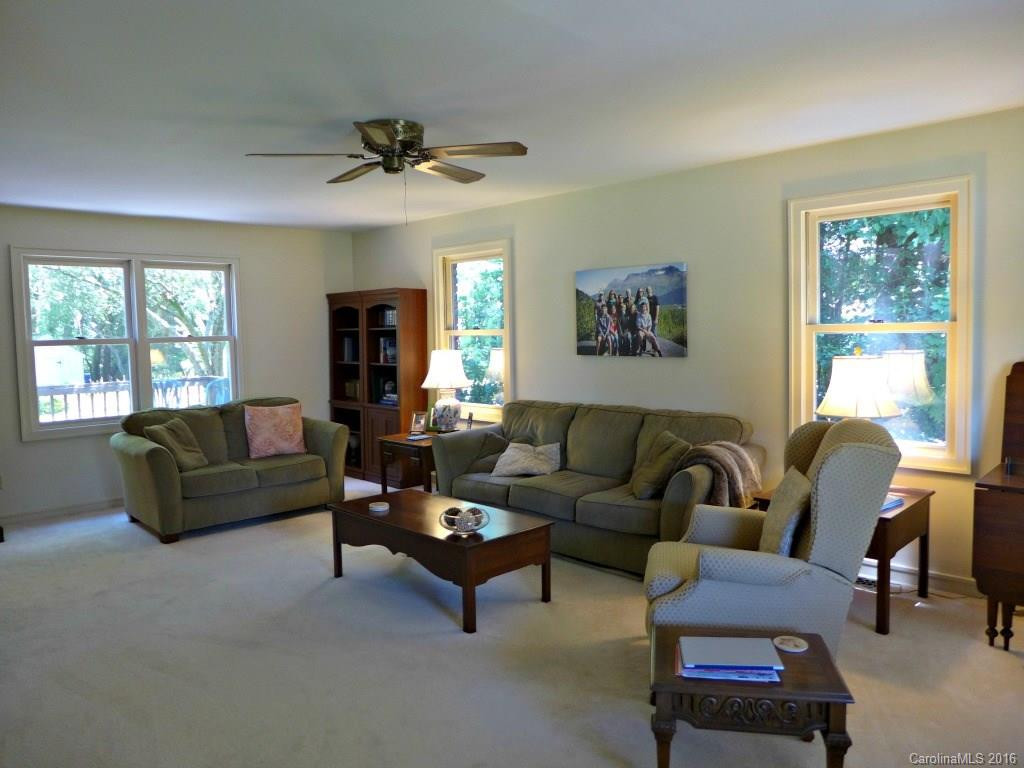 170 Probart Street - Photo 7