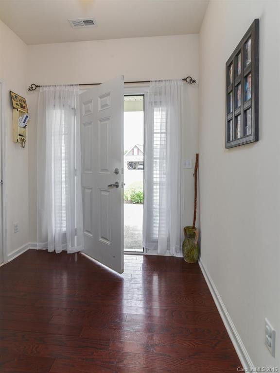 14 Thistlewood Court - Photo 3