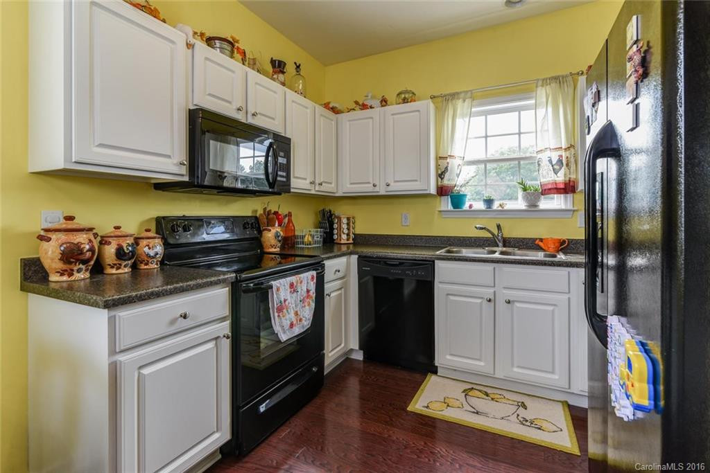 14 Thistlewood Court - Photo 9