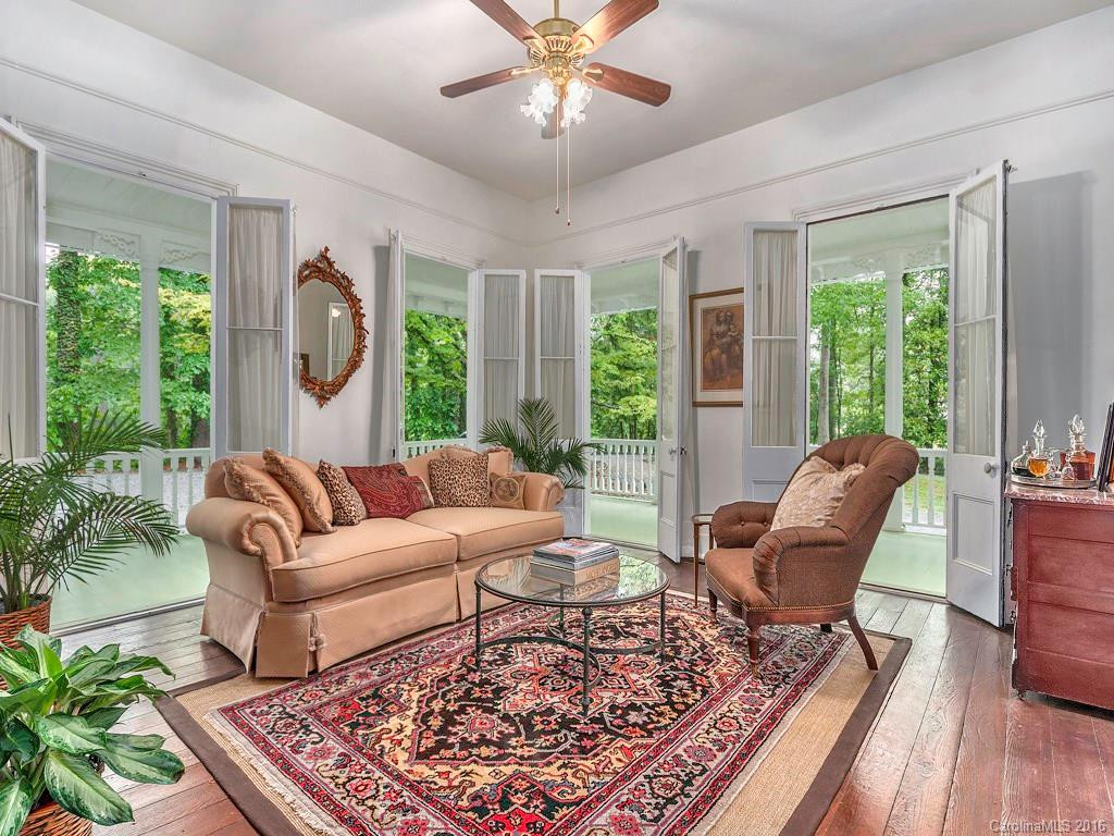 2810 Greenville Highway - Photo 4