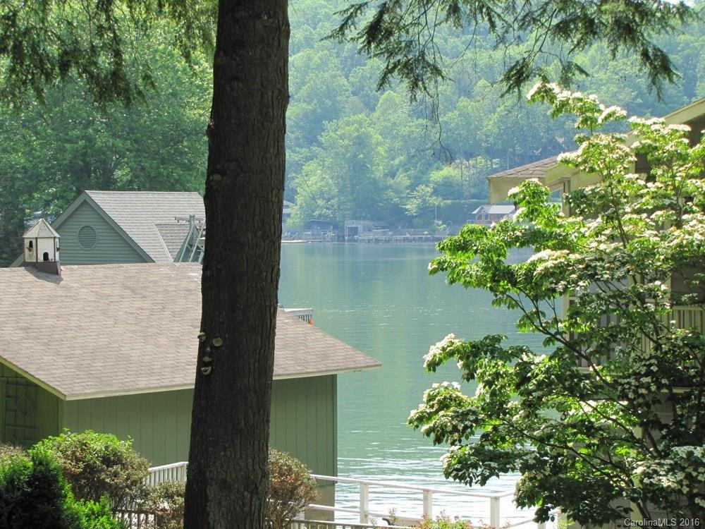 250 Mondamin Road - Photo 2