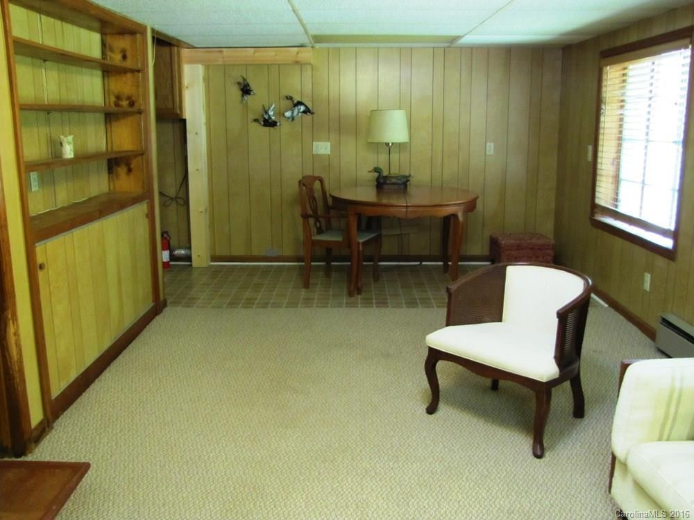 250 Mondamin Road - Photo 14