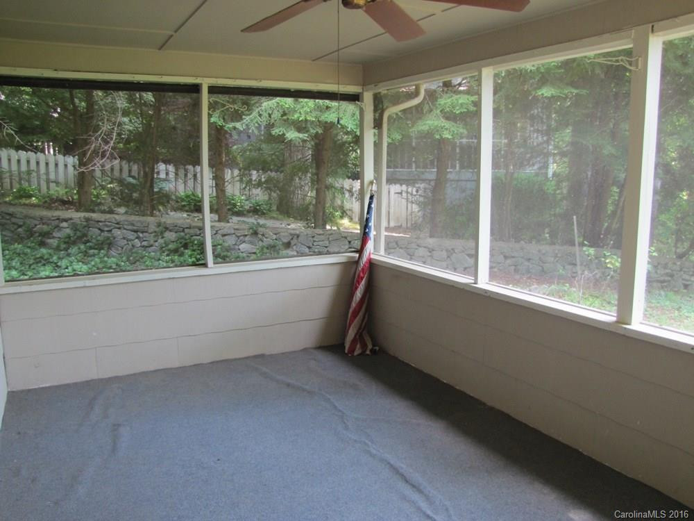 250 Mondamin Road - Photo 7