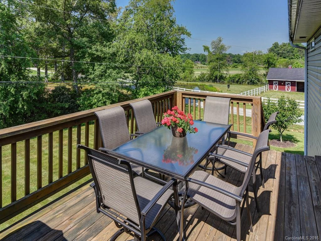 24 Faith Hill Drive - Photo 18