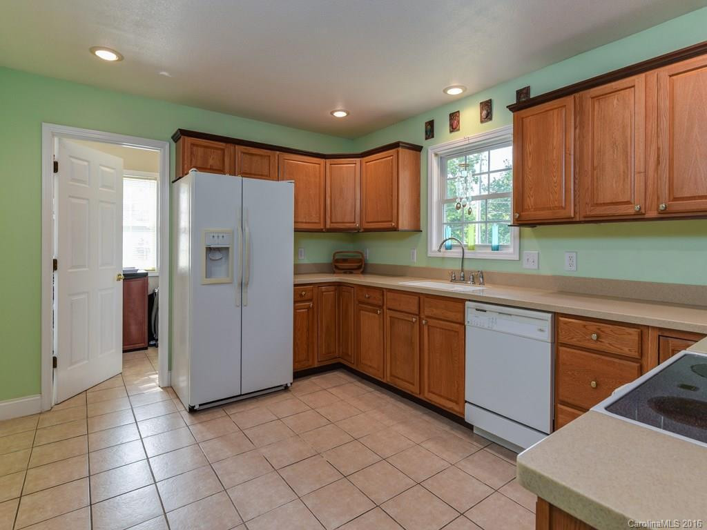 24 Faith Hill Drive - Photo 8