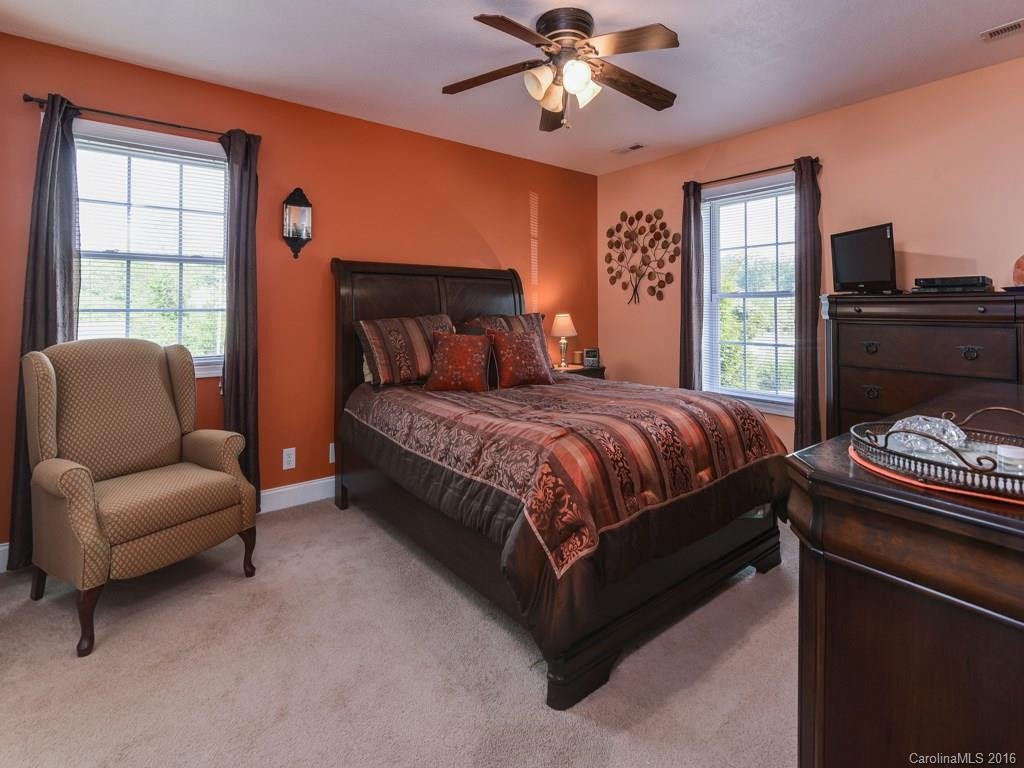 24 Faith Hill Drive - Photo 10
