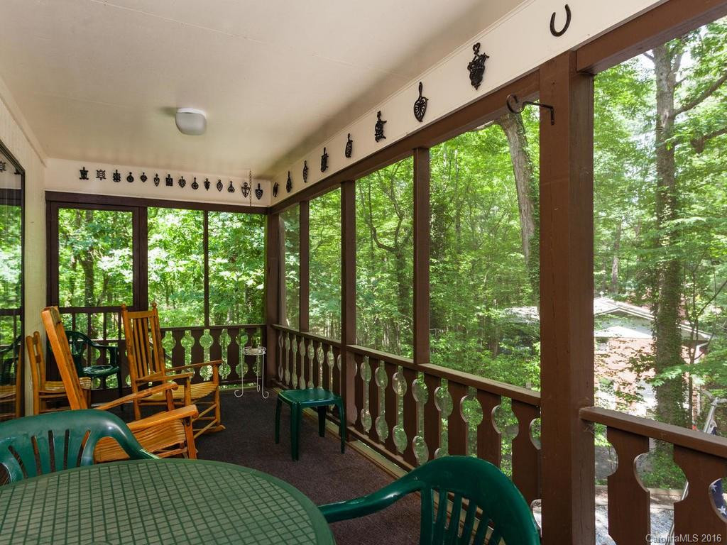 187 Haywood Knolls Drive - Photo 16