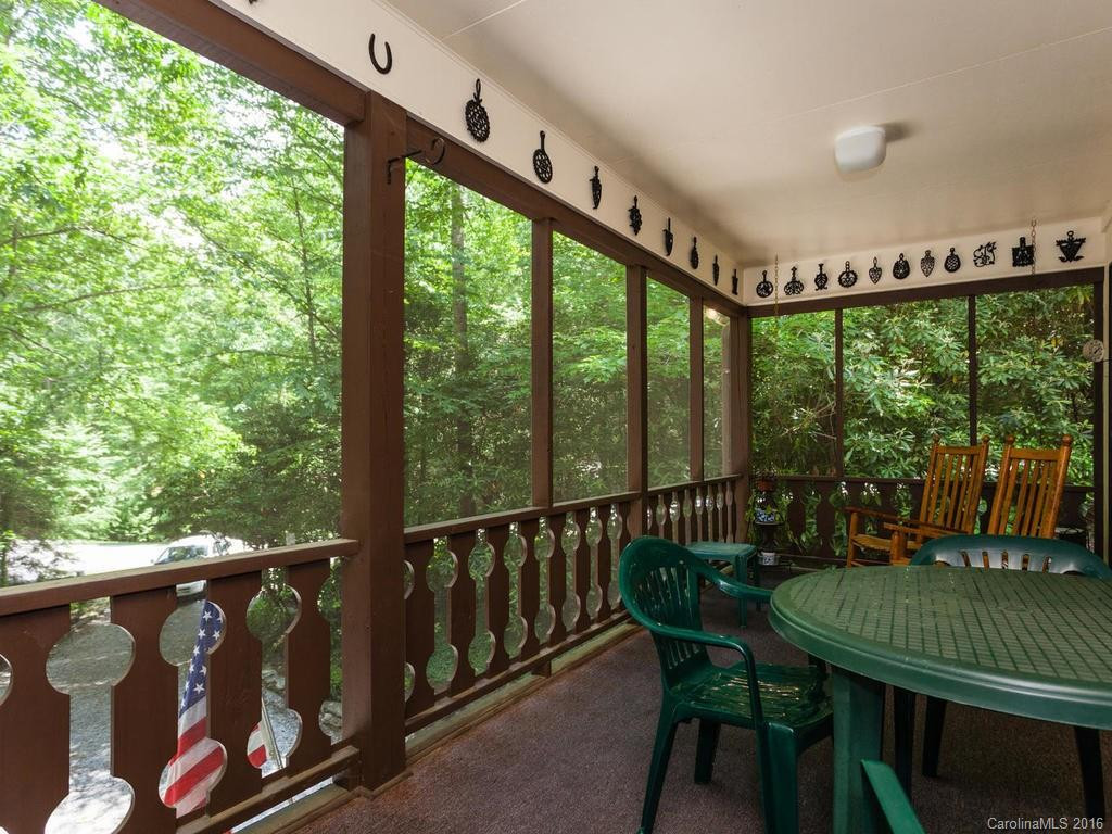 187 Haywood Knolls Drive - Photo 17